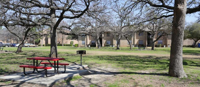 Park Grove Square Apartments in Irving; One two three bedroom pet friendly apartment homes in Dallas TX DFW Grand Prairie